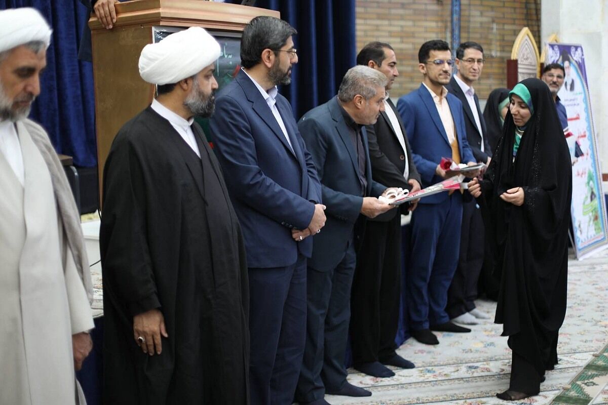 گرامیداشت هفته معلم در نمازجمعه باقرشهر و کهریزک 