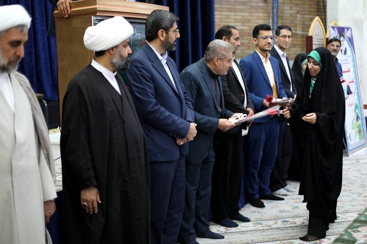 گرامیداشت هفته معلم در نمازجمعه باقرشهر و کهریزک 