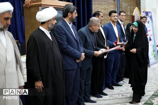 گرامیداشت هفته معلم در نمازجمعه باقرشهر و کهریزک 