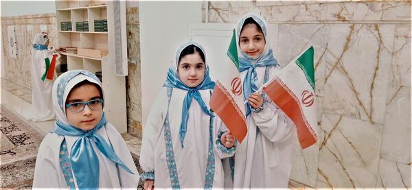 جشن تکلیف 3 هزار نفری دختران در حرم حضرت معصومه(س)