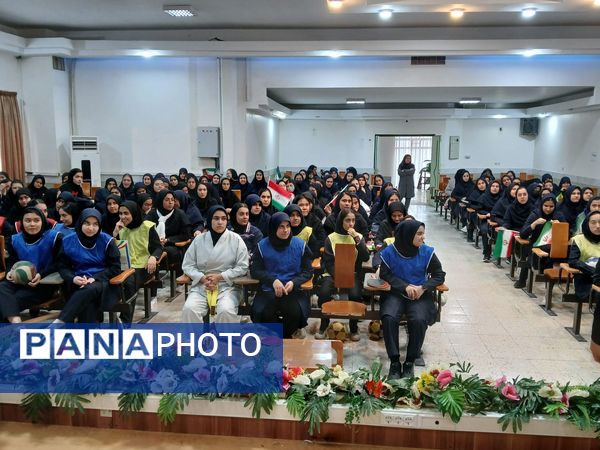 برگزاری المپیاد درون مدرسه ای در دبیرستان مهشید مصلی نژاد 