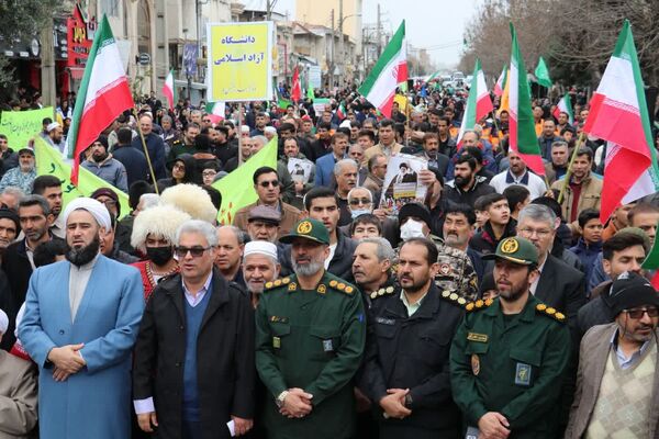 بندر ترکمن یکصدا با انقلاب؛ حماسه حضور در ۲۲ بهمن