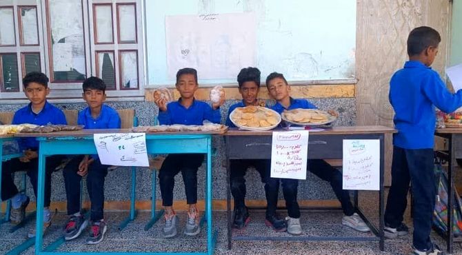 بازارچه بومی‌محلی در دبستان امام سجاد (ع)  بیکاه
