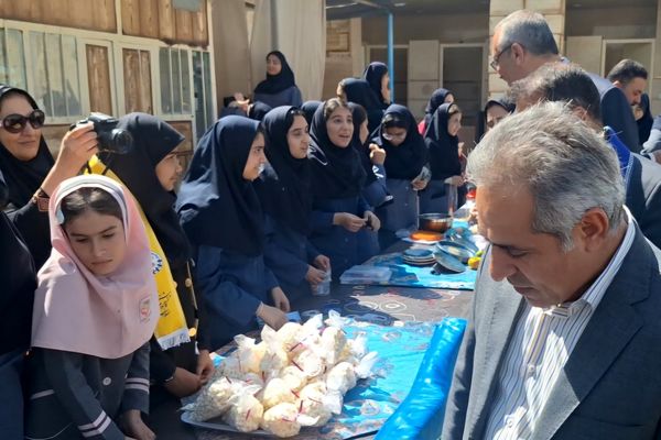 بازارچه‌ای به نیت مهرورزی 