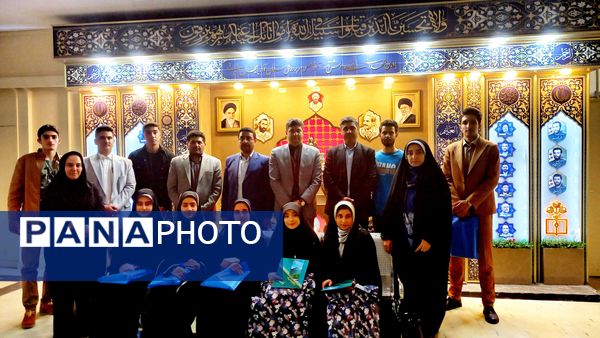 اولین نشست نمایندگان مجلس دانش‌آموزی آذربایجان شرقی با معاون پرورشی و فرهنگی استان