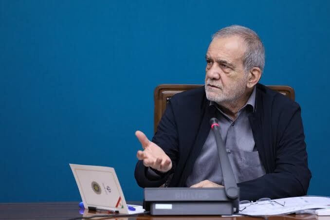 باید برای مردمی که از کشور نظام و رهبری حمایت کرده‌اند کاری کارستان انجام دهیم/ موضع‌گیری‌های احساسی نباید ما را از رسیدن به اهداف دور کند
