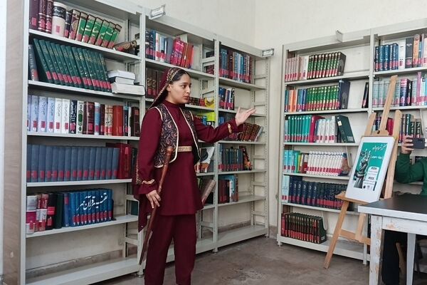 محفل «مام وطن» با طنین شاهنامه‌خوانی در کتابخانه مرکزی علامه امینی شهرستان قدس