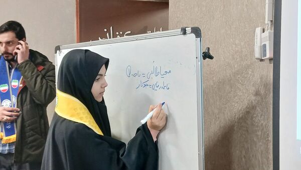 انتخابات مرحله استانی مجامع دانش‌آموزان دختر در همدان 