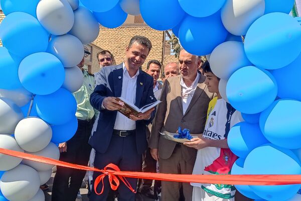 آیین افتتاحیه زمین چمن ورزشی در قالب طرح «شهید سردار سلیمانی» در شهرستان قدس