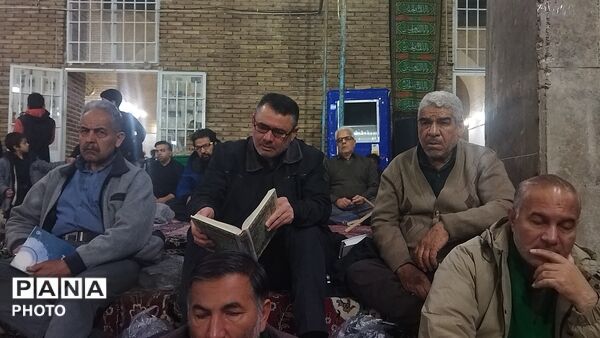 مراسم شب ۱۹ ماه رمضان در مسجد جامع نیشابور 
