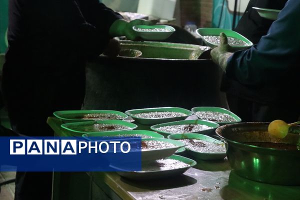 پخت شله مشهدی به مناسبت شب عاشورا 