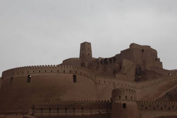 ارگ باران زده و بویِ نم کوچه‌های کاهگلی