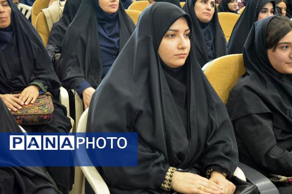 دومین جشنواره پوشش ایرانی اسلامی نوردُخت دربهارستان‌دو