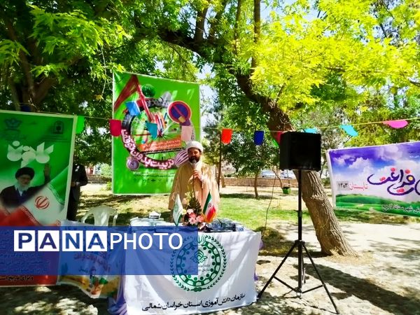 برگزاری افتتاحیه کلاس‌های غنی‌سازی اوقات فراغت در شهرستان فاروج 