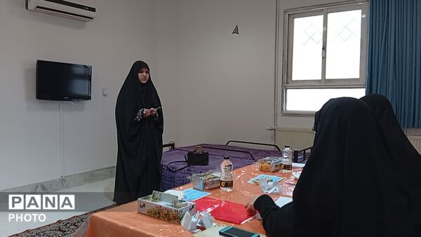 رقابت نخبگان قرآنی خراسان رضوی؛ آغاز مرحله استانی مسابقات قرآن و عترت دانش‌آموزان دختر