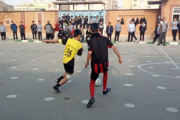  فینال المپیاد ورزشی درون مدرسه‌ای در دبیرستان بشارت بهارستان‌دو 