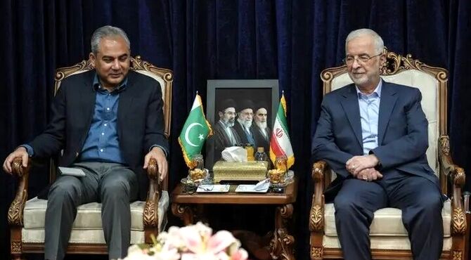 توافق ایران و پاکستان برای تسهیل در مبادلات تجاری
