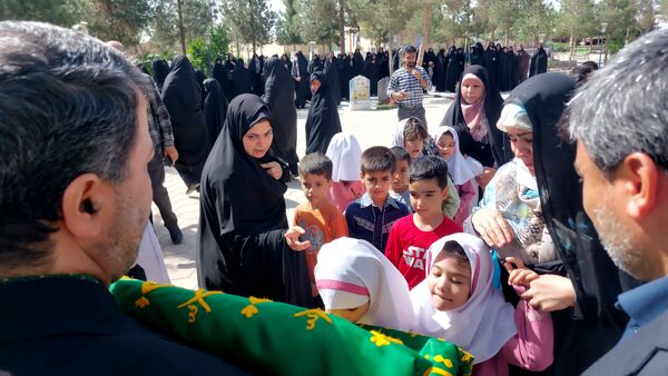 حضور کاروان زیر سایه خورشید در نایین