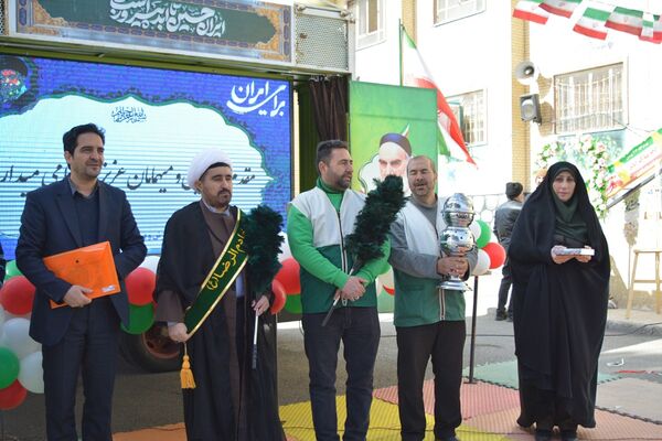 عطر رضوی در جشن نیمه شعبان مدرسه حکمت