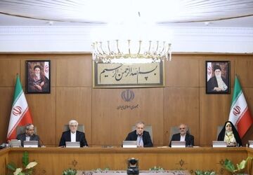 رئیس‌ جمهور: تلاش برای وفاق در عرصه داخلی و خارجی عزت و اقتدار ما را ارتقا می‌بخشد