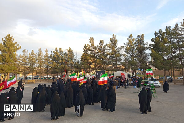 در فراق رهبر شهید