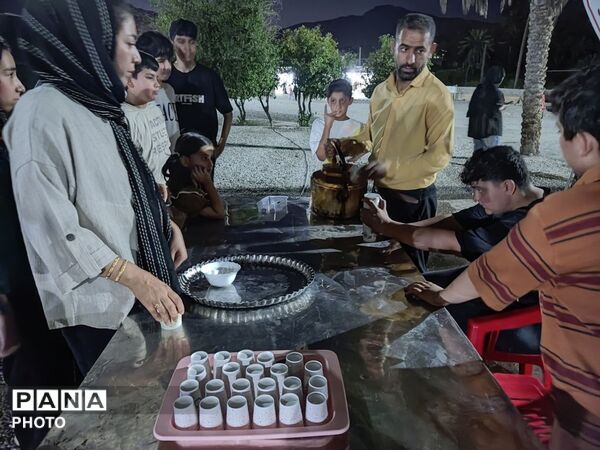 شور میلاد عاشقان اهل‌بیت(ع) در حاجی‌آباد