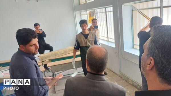 بازدید فرمانده سپاه پاسداران کوهدشت ازاجرای طرح شهید عجمیان در مدرسه معرفت شهرستان کوهدشت
