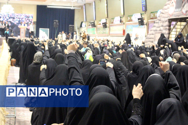 یادواره شهدای مقاومت با حضور دختر سید حسن نصرالله در قم