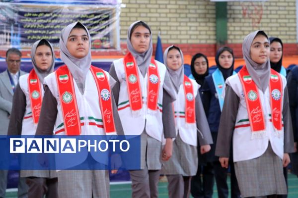 همایش «یاوران انقلاب» در بهارستان‌دو