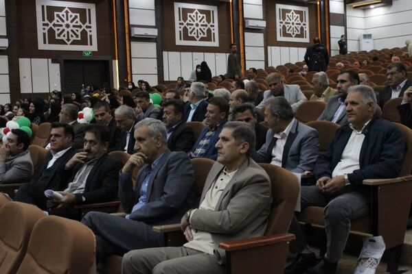 آیین نکوداشت معلمان پیشکسوت در گچساران