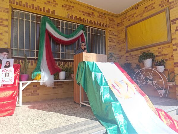 بزرگداشت روز دانش آموز در دبیرستان شاهد قدسیان 