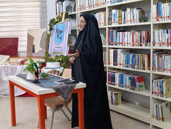 افتتاح نمایشگاه «ماهی پرنده» در مرکز کانون جاسک به مناسبت هفته دولت