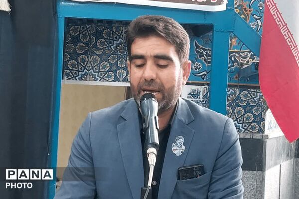 حضور پرشور مردم قلعه رئیسی در  نماز عید سعید فطر 