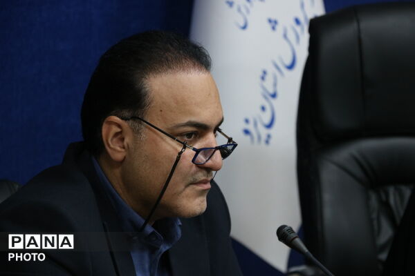 ارزیابی برنامه‌های سازمان دانش‌آموزی یزد در نشست مربیان با رئیس سازمان 