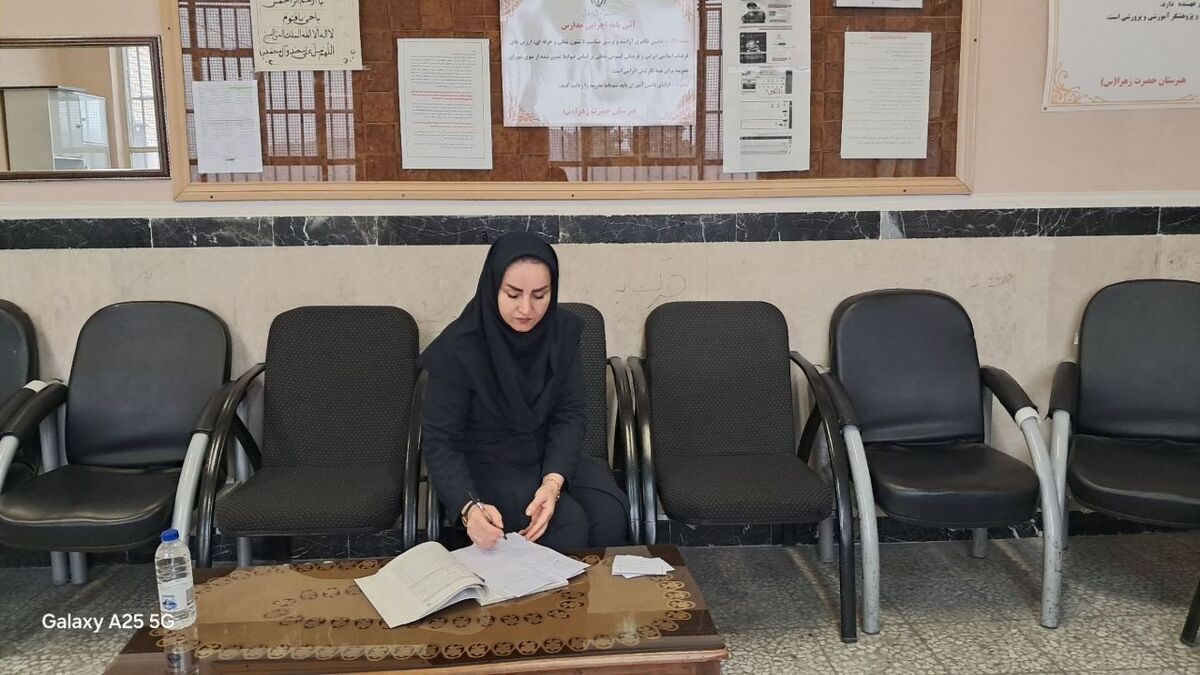 نظام آموزشی باید از آموزش‌های تئوری فاصله بگیرد و به سمت مهارت‌های کاربردی حرکت کند