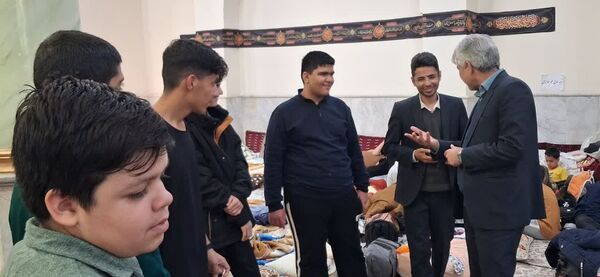 حضور مدیر آموزش و پرورش کاشمر در جمع معتکفین مسجد جامع کاشمر