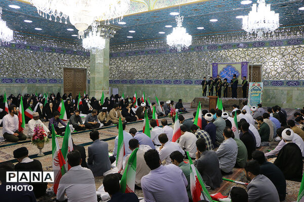 جشن ازدواج طلبگی ۲۰۰ زوج در حرم حضرت معصومه(س)
