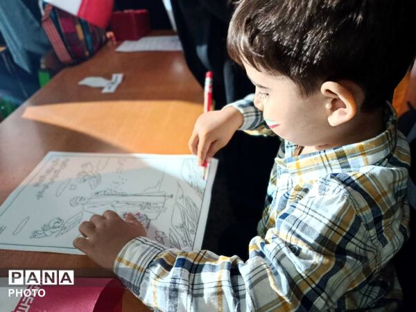 اربعین رهبر شهید انقلاب و شهدای میناب در گلوگاه 