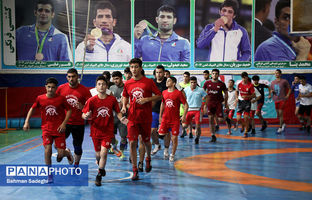 استعدادهای‌ آینده کشتی ایران از مدارس کشف می‌شوند/ ضرورت معرفی اساطیر ورزش ایران به دانش‌آموزان