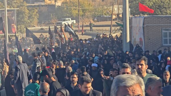 استقبال باشکوه مردم شهرستان بهاباد از شهید گمنام