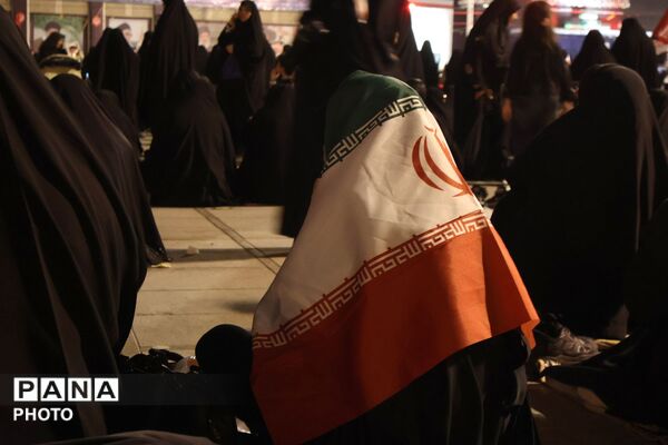 طنینِ حماسه و اندوه در مصلی؛ میزبانیِ دارالشهدای تهران از زائرانِ رهبر شهید