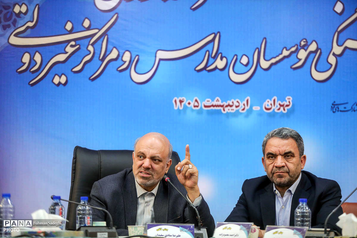 آموزش کشور در حال گذار از روش‌های سنتی به شیوه‌های نوین مبتنی بر فناوری است
