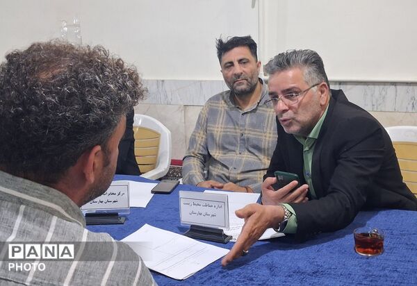 ملاقات مردمی بهارستان با جمعی از مسئولین شهرستان