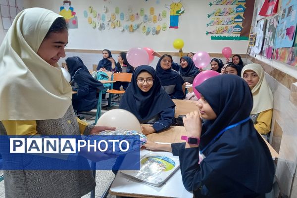 جشن روز دختر در دبستان کوثر مشهد