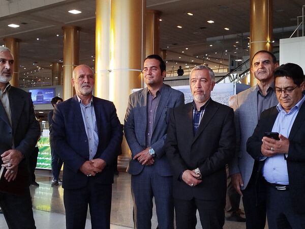 استقبال از دانش‌آموزان طلایی المپیاد جهانی زیست‌شناسی و ریاضی در مشهد