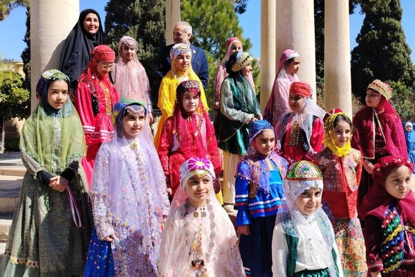 حضور وزیر آموزش‌وپرورش در حافظیه شیراز