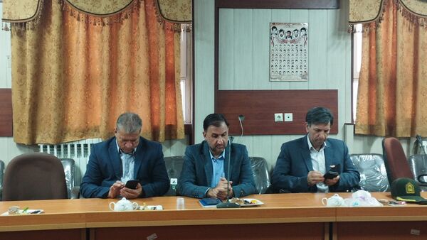 نشست شورای اداری آموزش و پرورش در خلیل آباد 