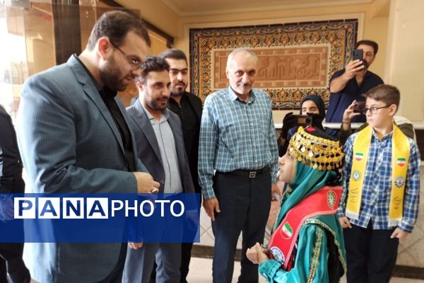 همایش نوجوانان پیشران گام دوم انقلاب اسلامی در شیراز