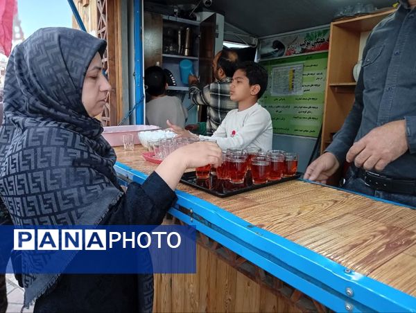 دعای ندبه باشکوه در آستانه میلاد حضرت مهدی(عج) در میدان حج یزد