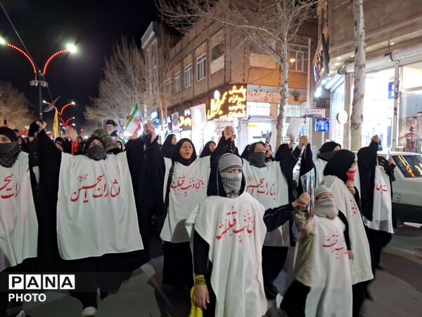 مارا از شهادت نترسانید؛ ما کفن پوش هستیم